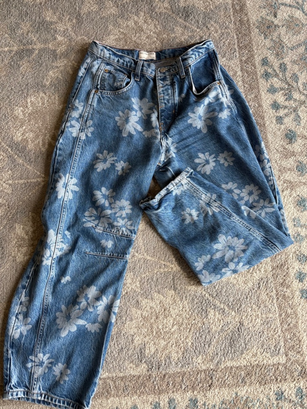 We The Free Blue Floral Cropped Jeans